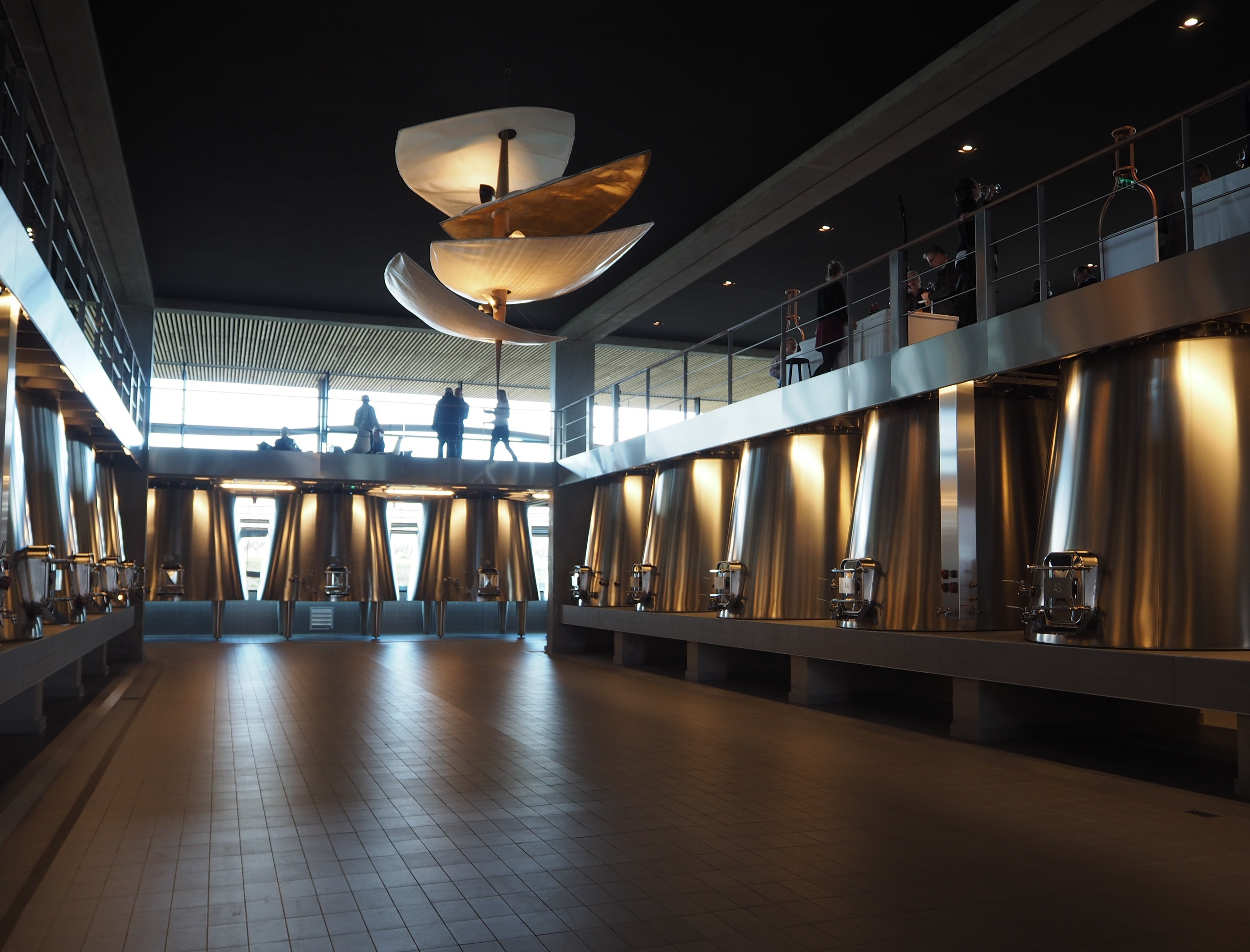 大小合わせると70基近くあるタンク