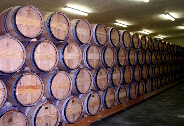 M.ロラン氏がコンサルタントで、パヴィ、パヴィ・デセス、モンブスケの一年樽を使用